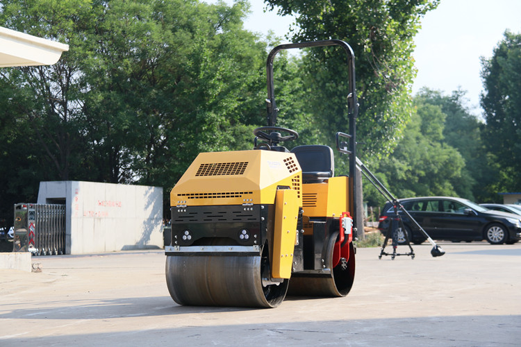 “明星款”小型壓路機(jī)，讓大家的選擇不再“迷路”！